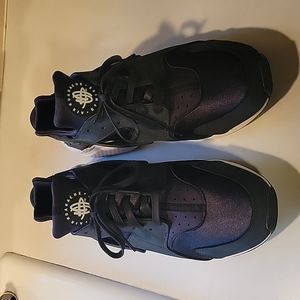 Nike air huarache off noir